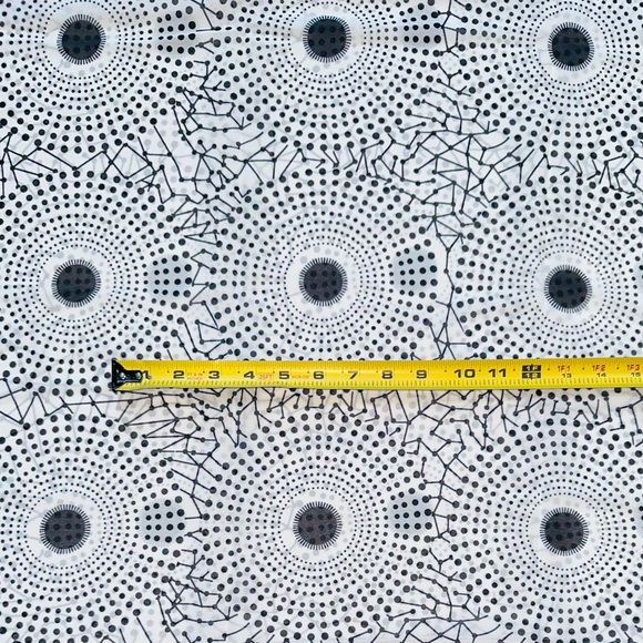 African Print, Chiffon Fabric- Black, White "Bullseye", ~ 2 Yards - Picture 4 of 4